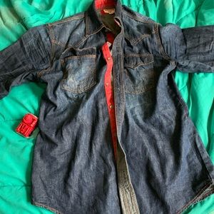 True Relgion Jean shirt